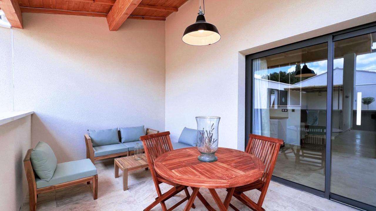 Les Logis De Cocagne Apartment แซ็งต์-เรมีย์-เดอ-โพรวองซ์ ภายนอก รูปภาพ